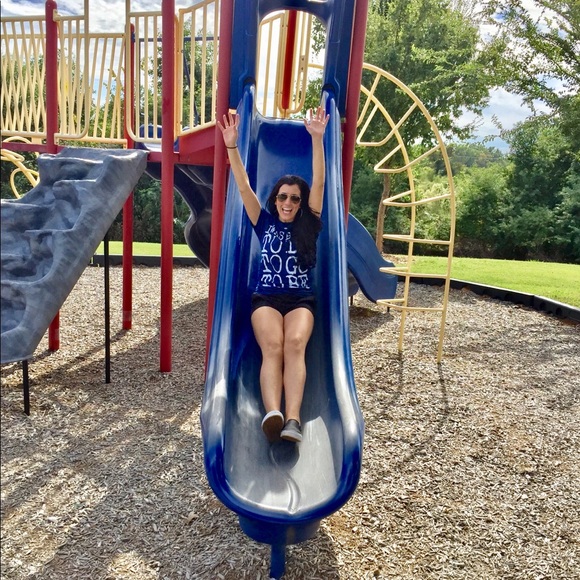 Meet your Posher, Melissa - Picture 3 of 7